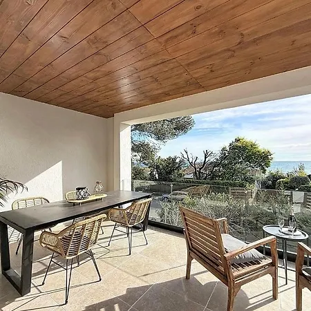 Villa Les Pins Saint-Raphael (Var)